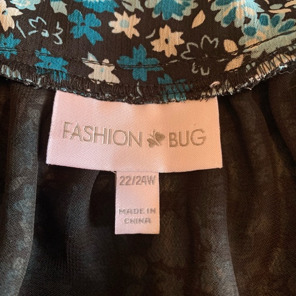 Fashion Bug Women’s top, Size 22/24W - Picture 3 of 4